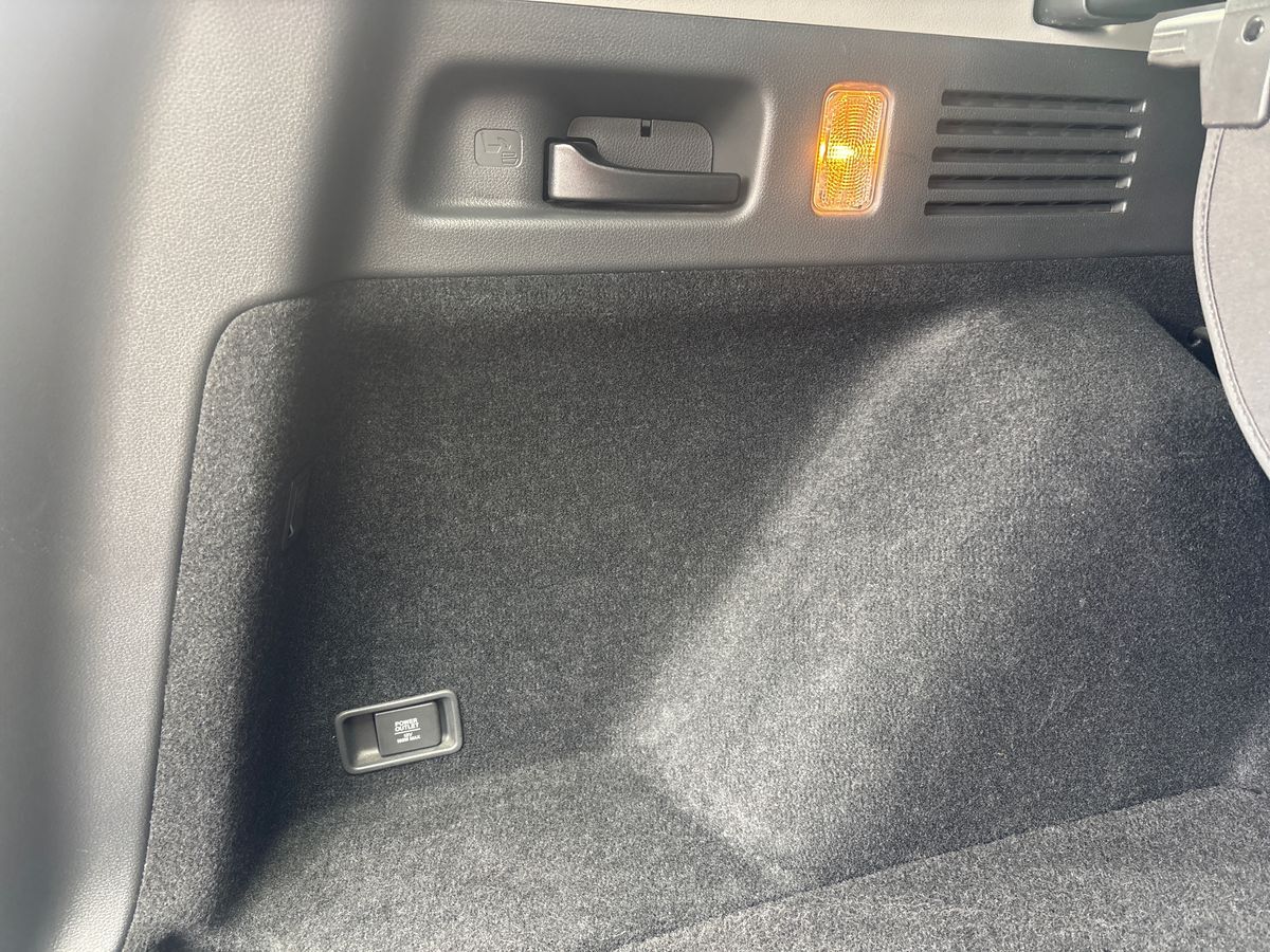 More views of Honda CR-V