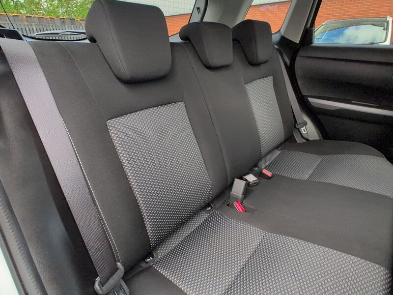 More views of Suzuki Vitara