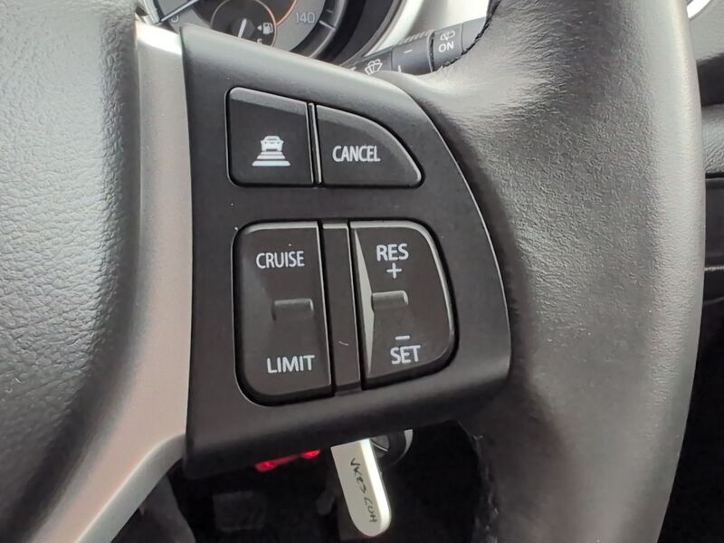 More views of Suzuki Vitara