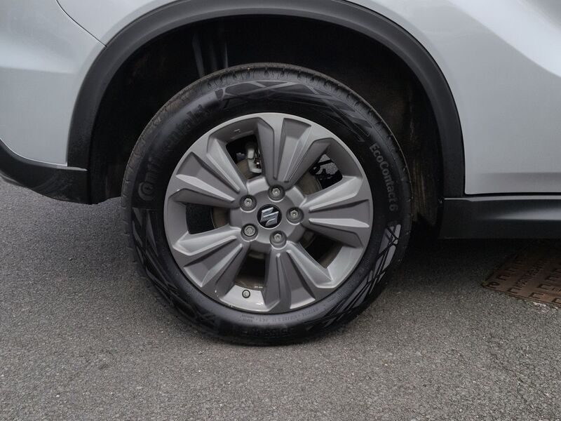 More views of Suzuki Vitara