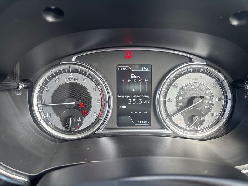 More views of Suzuki Vitara
