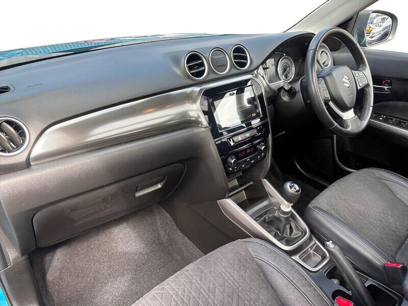 More views of Suzuki Vitara
