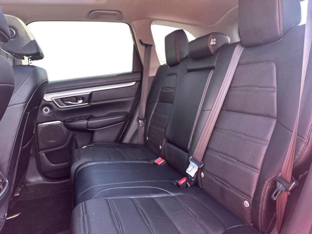 More views of Honda CR-V