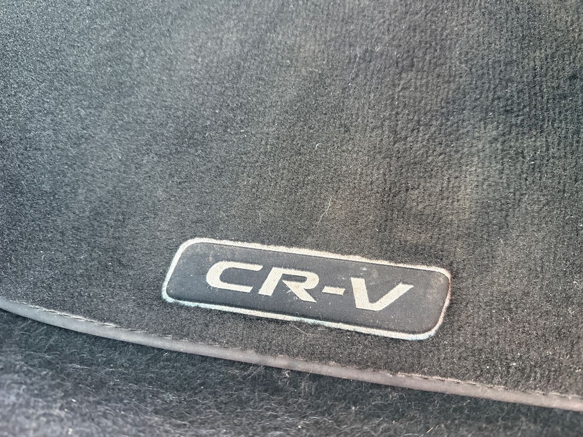 More views of Honda CR-V