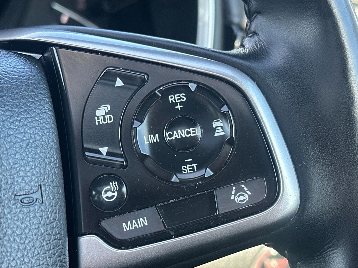 More views of Honda CR-V