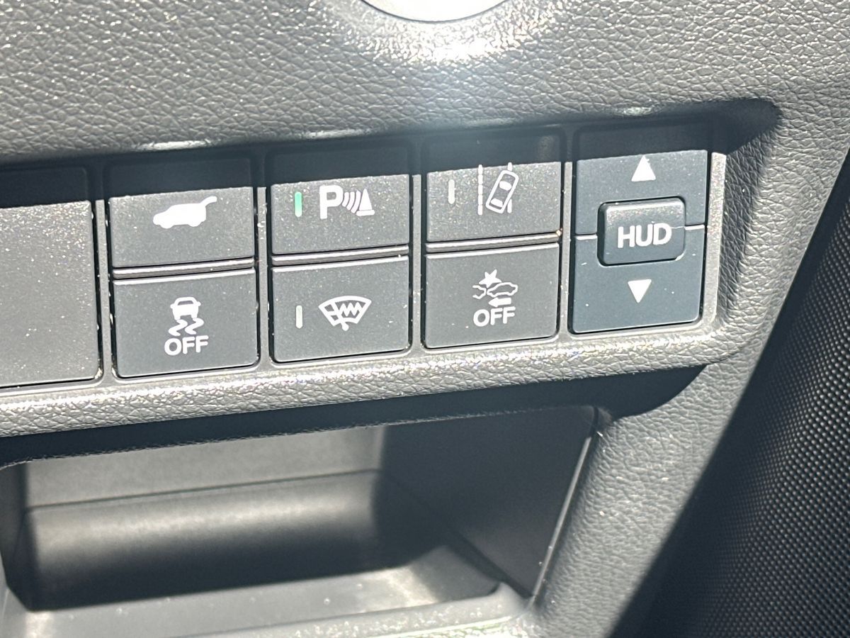 More views of Honda CR-V