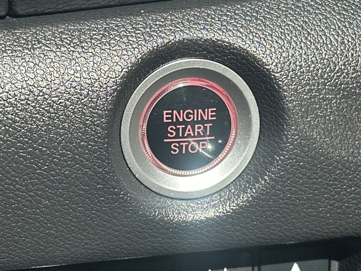 More views of Honda CR-V