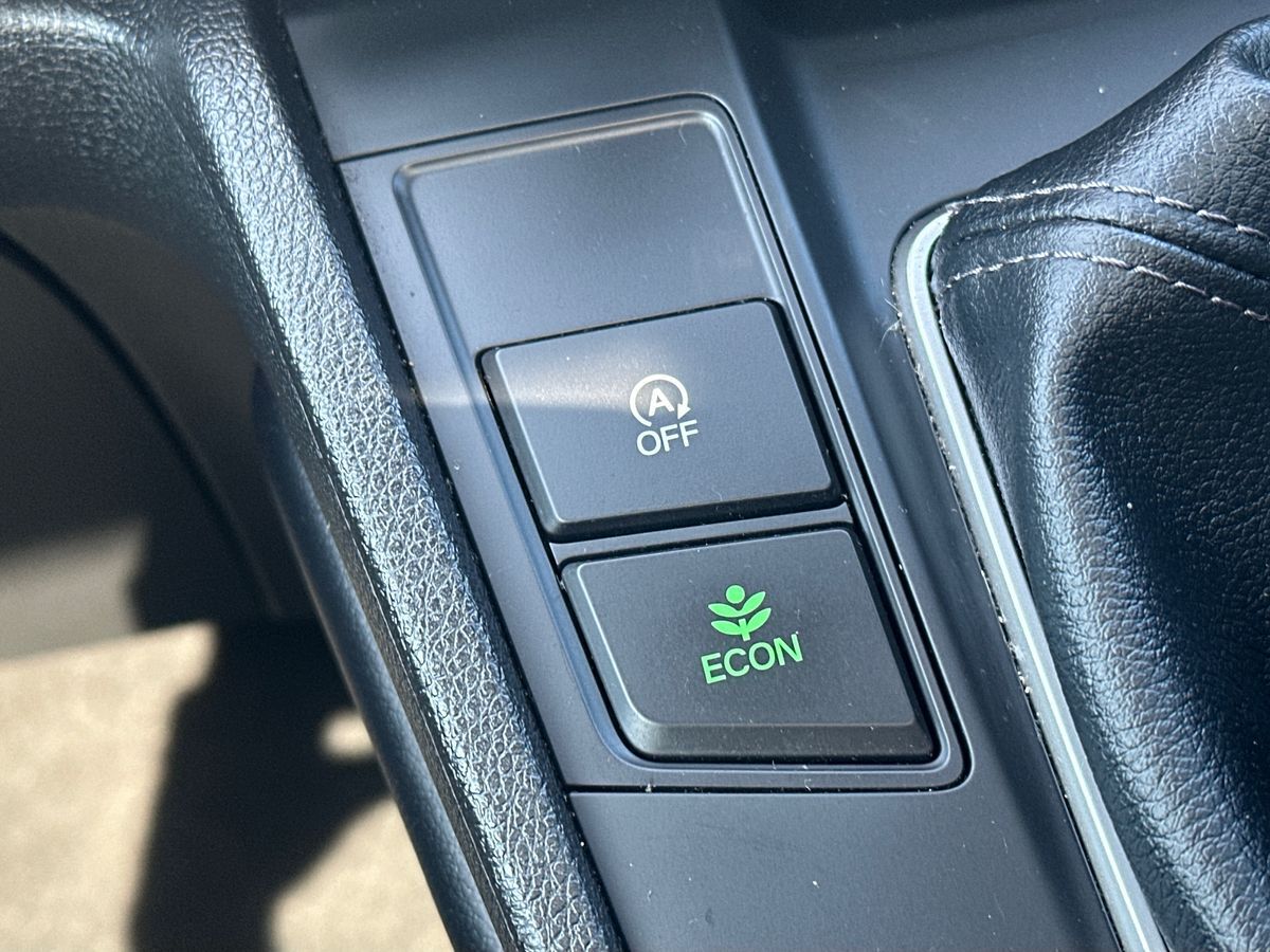 More views of Honda CR-V