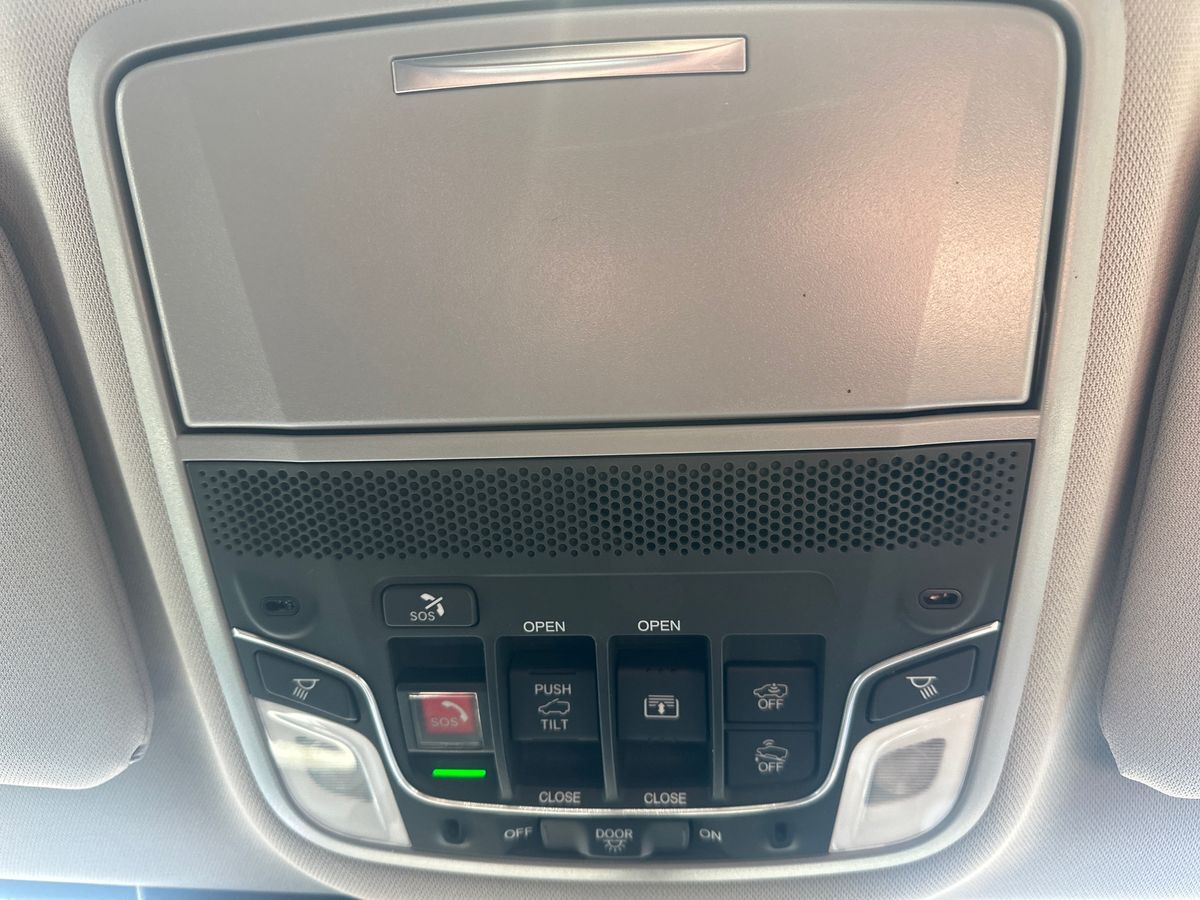 More views of Honda CR-V